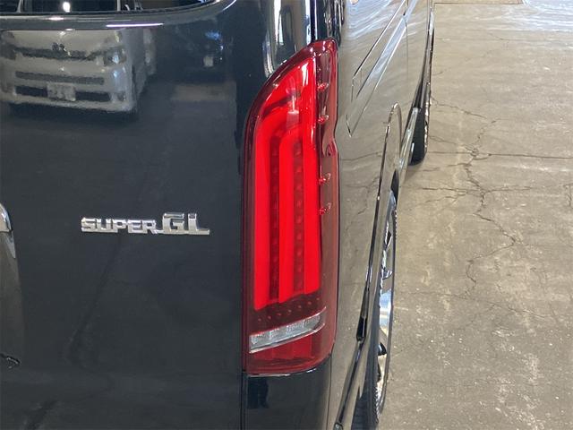 ハイエースバン スーパーＧＬ　ダークプライムＩＩ　スーパーＧＬ　全周囲カメラ　ナビ　ＴＶ　クリアランスソナー　レーンアシスト　衝突被害軽減システム　両側電動スライドドア　オートマチックハイビーム　オートライト　スマートキー　電動格納ミラー（22枚目）