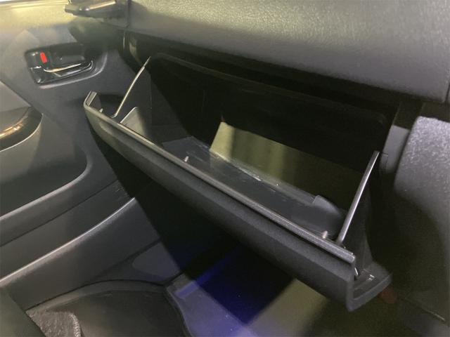 ハイエースバン スーパーＧＬ　ダークプライムＩＩ　スーパーＧＬ　全周囲カメラ　ナビ　ＴＶ　クリアランスソナー　レーンアシスト　衝突被害軽減システム　両側電動スライドドア　オートマチックハイビーム　オートライト　スマートキー　電動格納ミラー（41枚目）