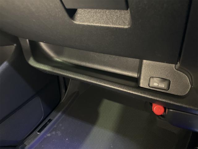 ハイエースバン スーパーＧＬ　ダークプライムＩＩ　スーパーＧＬ　全周囲カメラ　ナビ　ＴＶ　クリアランスソナー　レーンアシスト　衝突被害軽減システム　両側電動スライドドア　オートマチックハイビーム　オートライト　スマートキー　電動格納ミラー（43枚目）