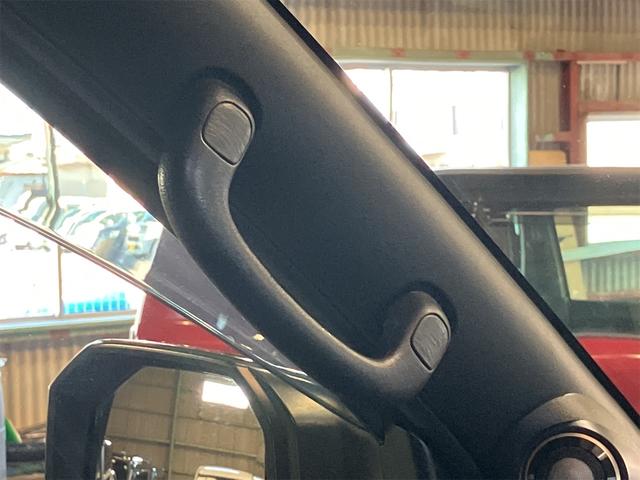 ハイエースバン スーパーＧＬ　ダークプライムＩＩ　スーパーＧＬ　全周囲カメラ　ナビ　ＴＶ　クリアランスソナー　レーンアシスト　衝突被害軽減システム　両側電動スライドドア　オートマチックハイビーム　オートライト　スマートキー　電動格納ミラー（44枚目）