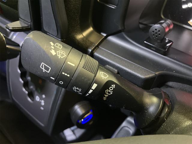 ハイエースバン スーパーＧＬ　ダークプライムＩＩ　スーパーＧＬ　全周囲カメラ　ナビ　ＴＶ　クリアランスソナー　レーンアシスト　衝突被害軽減システム　両側電動スライドドア　オートマチックハイビーム　オートライト　スマートキー　電動格納ミラー（53枚目）