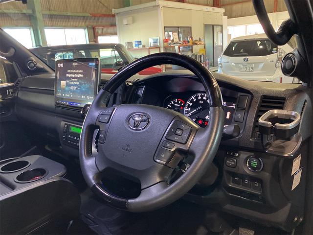 ハイエースバン スーパーＧＬ　ダークプライムＩＩ　スーパーＧＬ　全周囲カメラ　ナビ　ＴＶ　クリアランスソナー　レーンアシスト　衝突被害軽減システム　両側電動スライドドア　オートマチックハイビーム　オートライト　スマートキー　電動格納ミラー（63枚目）