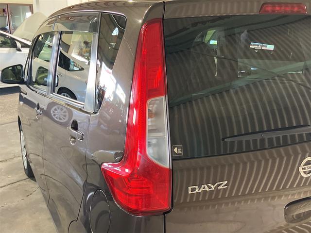 デイズ Ｊ　ＥＴＣ　ナビ　ＴＶ　キーレスエントリー　電動格納ミラー　ベンチシート　ＣＶＴ　ＡＢＳ　ＥＳＣ　ＵＳＢ　ミュージックプレイヤー接続可　Ｂｌｕｅｔｏｏｔｈ　衝突安全ボディ　エアコン　パワーステアリング（17枚目）