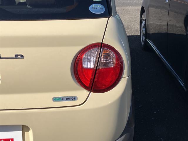 アルトラパン Fリミテッド 衝突被害軽減システム オートライト HID スマートキー アイドリングストップ 電動格納ミラー シートヒーター CVT 盗難防止システム ABS ESC アルミホイール 衝突安全ボディ エアコン(31枚目)