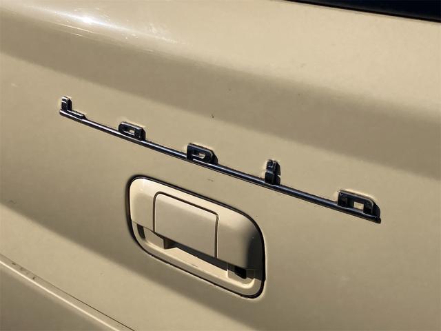 アルトラパン Fリミテッド 衝突被害軽減システム オートライト HID スマートキー アイドリングストップ 電動格納ミラー シートヒーター CVT 盗難防止システム ABS ESC アルミホイール 衝突安全ボディ エアコン(33枚目)