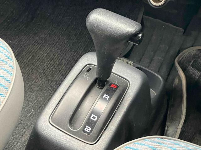 ���i�����ގ��ɕK�����삷�郌�o�[�ł��B����̂��₷�����̂ɂȂ��Ă��܂��B���Ј�x�̊����Ă��������B