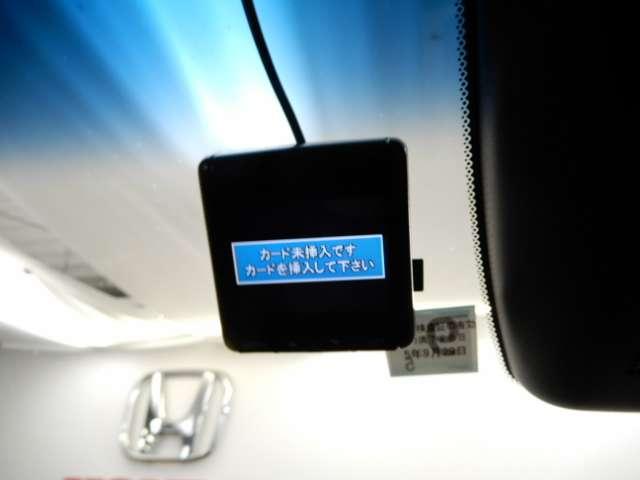 e:HEVネス メモリーナビ リアカメラ フルセグ LED(15枚目)