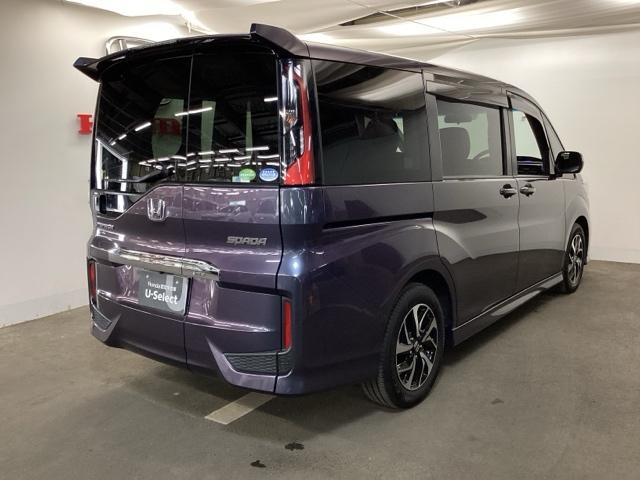 ステップワゴンスパーダ スパーダホンダセンシング　メモリーナビ　フルセグ　リアカメラ　ＥＴＣ　デュアルエアコン　スマ鍵　イモビ　ターボ車　クルコン　横滑り防止システム　ＡＡＣ　地デジＴＶ　ＬＥＤヘッドライ　キーレス　三列シート　ＤＶＤ再生可　ＡＢＳ（8枚目）