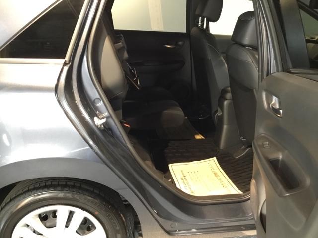 フィット ホーム　試乗車　メモリーナビ　ドラレコ　ＥＴＣ　記録簿　衝突軽減　リアカメラ　ソナー　ＵＳＢ接続　ＡＡＣ　横滑り防止機能　サイドエアバック　ＬＥＤライト　クルーズコントロール　パワーウィンドウ　スマキー（15枚目）