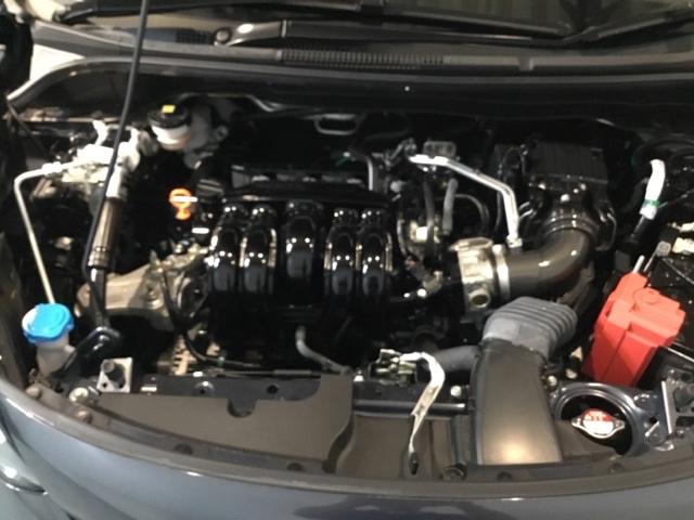 フィット ホーム　試乗車　メモリーナビ　ドラレコ　ＥＴＣ　記録簿　衝突軽減　リアカメラ　ソナー　ＵＳＢ接続　ＡＡＣ　横滑り防止機能　サイドエアバック　ＬＥＤライト　クルーズコントロール　パワーウィンドウ　スマキー（30枚目）