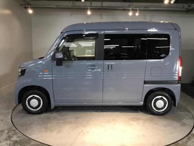 Ｎ－ＶＡＮ＋スタイル ファン　ディスプレイオーディオ　ドラレコ　追突軽減ブレーキ　Ｂカメ　キーフリー　ＷＳＲＳ　ＬＥＤヘッドランプ　ＵＳＢポート　運転席エアバッグ　スマートキー　クルーズコントロール　パワーウィンドー　ＰＳ　ＡＢＳ（7枚目）