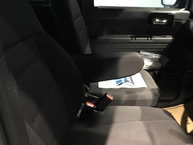 Ｎ－ＶＡＮ＋スタイル ファン　ディスプレイオーディオ　ドラレコ　追突軽減ブレーキ　Ｂカメ　キーフリー　ＷＳＲＳ　ＬＥＤヘッドランプ　ＵＳＢポート　運転席エアバッグ　スマートキー　クルーズコントロール　パワーウィンドー　ＰＳ　ＡＢＳ（18枚目）