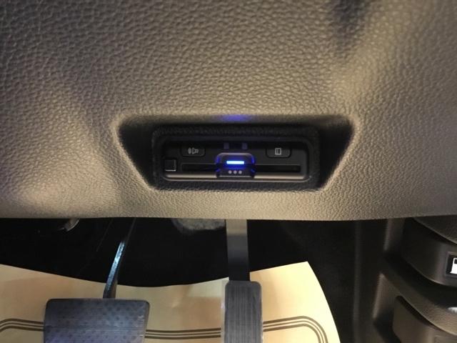 ＷＲ－Ｖ Ｚ＋　メモリーナビ　リアカメラ　ドラレコ　クリソナ　追突軽減ブレーキ　フルセグテレビ　サイドエアバッグ　盗難防止システム　運転席エアバッグ　Ｂカメラ　クルコン　横滑り防止　ドライブレコーダー　キーフリー（27枚目）