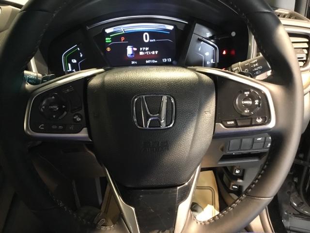 ＣＲ－Ｖハイブリッド ｅ：ＨＥＶＥＸ・マスターピース　メモリーナビ　リアカメラ　ＥＴＣ　サンル－フ　Ｂカメラ　革シート　フルセグテレビ　シートヒーター　電動シート　衝突軽減ブレーキ　ＬＥＤヘッド　クルコン　キーレス　横滑り防止装置　スマートキー（3枚目）