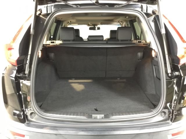 ＣＲ－Ｖハイブリッド ｅ：ＨＥＶＥＸ・マスターピース　メモリーナビ　リアカメラ　ＥＴＣ　サンル－フ　Ｂカメラ　革シート　フルセグテレビ　シートヒーター　電動シート　衝突軽減ブレーキ　ＬＥＤヘッド　クルコン　キーレス　横滑り防止装置　スマートキー（10枚目）