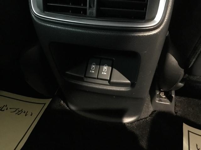 ＣＲ－Ｖハイブリッド ｅ：ＨＥＶＥＸ・マスターピース　メモリーナビ　リアカメラ　ＥＴＣ　サンル－フ　Ｂカメラ　革シート　フルセグテレビ　シートヒーター　電動シート　衝突軽減ブレーキ　ＬＥＤヘッド　クルコン　キーレス　横滑り防止装置　スマートキー（16枚目）