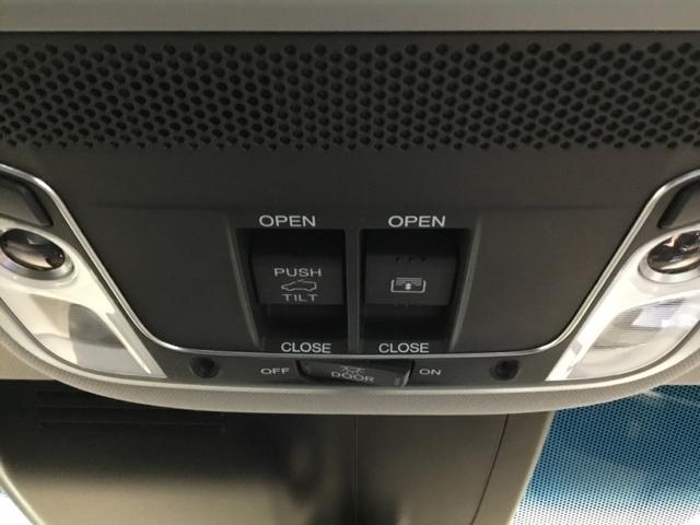 ＣＲ－Ｖハイブリッド ｅ：ＨＥＶＥＸ・マスターピース　メモリーナビ　リアカメラ　ＥＴＣ　サンル－フ　Ｂカメラ　革シート　フルセグテレビ　シートヒーター　電動シート　衝突軽減ブレーキ　ＬＥＤヘッド　クルコン　キーレス　横滑り防止装置　スマートキー（20枚目）