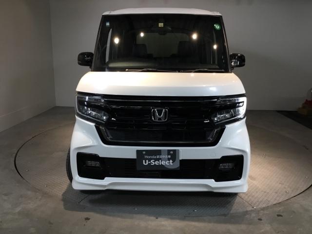 Ｎ－ＢＯＸカスタム Ｌターボスタイル＋ブラック　両側電動スライドドア　ＥＴＣ　リアカメラ　ベンチＳ　ターボエンジン　スマ－トキ－　エアバック　横滑り防止機能　ナビ＆ＴＶ　サイドカーテンエアバック　ＵＳＢ接続　クルーズコントロール　助手席エアバッグ（6枚目）