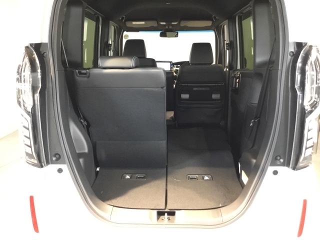 Ｎ－ＢＯＸカスタム Ｌターボスタイル＋ブラック　両側電動スライドドア　ＥＴＣ　リアカメラ　ベンチＳ　ターボエンジン　スマ－トキ－　エアバック　横滑り防止機能　ナビ＆ＴＶ　サイドカーテンエアバック　ＵＳＢ接続　クルーズコントロール　助手席エアバッグ（11枚目）