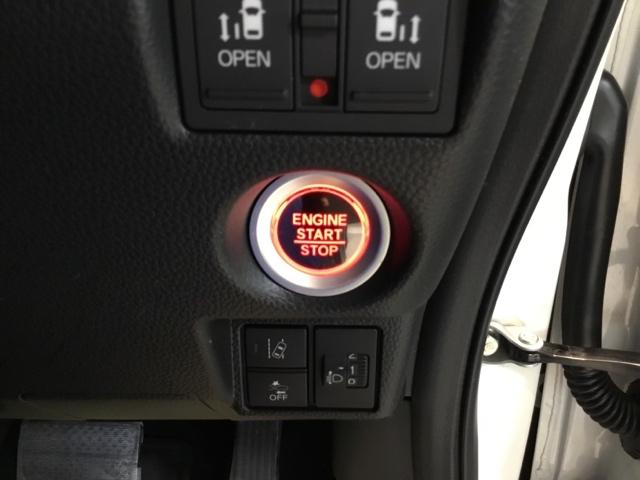 Ｎ－ＢＯＸカスタム Ｌターボスタイル＋ブラック　両側電動スライドドア　ＥＴＣ　リアカメラ　ベンチＳ　ターボエンジン　スマ－トキ－　エアバック　横滑り防止機能　ナビ＆ＴＶ　サイドカーテンエアバック　ＵＳＢ接続　クルーズコントロール　助手席エアバッグ（32枚目）