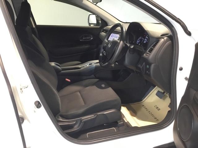 ヴェゼル Ｘ　メモリーナビ　リアカメラ　ＥＴＣ　アルミホイール　追突軽減ブレーキ　スマ－トキ－　ＵＳＢ　サイドエアバッグ　パワーウィンドウ　盗難防止システム　横滑り防止　ＬＥＤヘッドランプ　クルコン　ＰＳ　ＡＢＳ（15枚目）