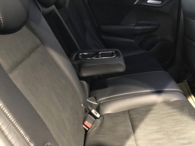 シャトル ハイブリッドＸホンダセンシング　リアカメラ　ＥＴＣ　シートヒータ　横滑抑制　リヤカメラ　スマ－トキ－　イモビ　ＴＶナビ　サイドエアバッグ　キーレス　ＤＶＤ再生機能　ＥＣＯＮ　クルコン　パワーウィンドウ　Ｗエアバック　エアコン　ＡＢＳ（15枚目）