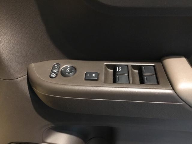 N-WGN Lホンダセンシング メモリーナビ フルセグ ETC リアカメラ 誤発進抑制 LEDランプ シートヒータ DVD 横滑り防止機能 パーキングセンサー セキュリティアラーム キーフリー ナビTV スマートキー オートエアコン(16枚目)