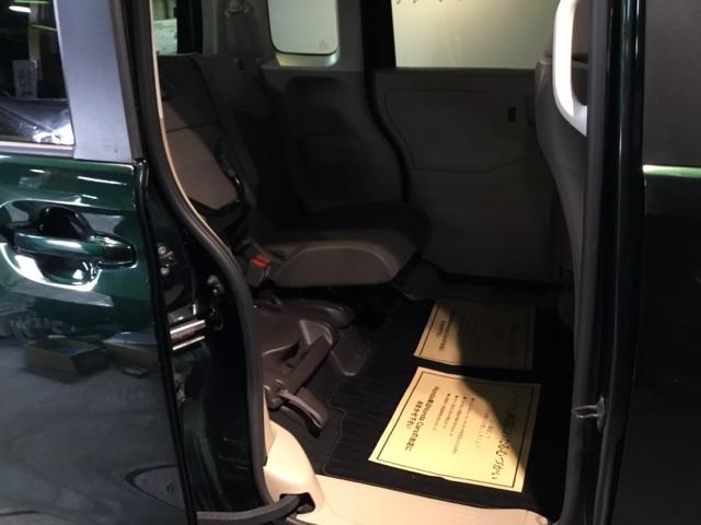 N-BOX G メモリーナビ CD ABS エアバック 横滑防止装置 スマートキー ベンチシ-ト オートエアコン 整備記録簿 パワーウィンドウ パワステ 助手席エアバッグ 両側スライドドア キーフリーキー(14枚目)