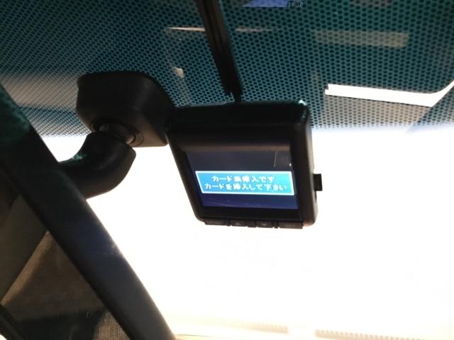 ���S�̃h���C�u���T�|�[�g����y�h�����R�z��؂ȏu�Ԃ���������L�^���A������̎��ɂ������鑕���ł��B