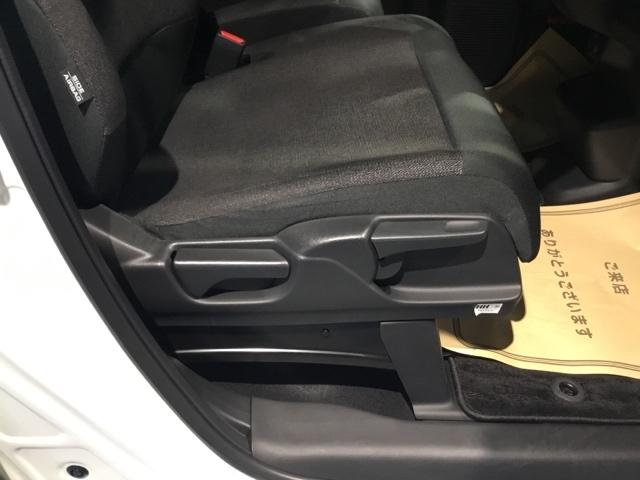 Ｎ－ＢＯＸカスタム ベースグレード　メモリーナビ　フルセグ　リアカメラ　ＥＴＣ　ドラレコ　ＣＭＢＳ　Ｄレコ　禁煙　ベンチシート　オートエアコン　スマートキ　ＬＥＤ　盗難防止装置　クルコン　バックカメラ　パワーステアリング　エアバッグ（18枚目）