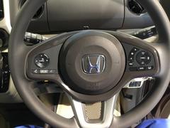 ��ˤʤ��ॹ�ƥ���󥰤Ǥ������ƥ���󥰤α�¦�ˤϥ��롼������ȥ����롢��¦�������ǥ�����⥳�󥹥��å��Ǥ����긵�����Ǥ���Τ������Ǥ��� 3