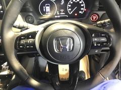 ��ˤʤ��ॹ�ƥ���󥰤Ǥ������ƥ���󥰤α�¦�ˤϥ��롼������ȥ����롢��¦�������ǥ�����⥳�󥹥��å��Ǥ����긵�����Ǥ���Τ������Ǥ��� 3