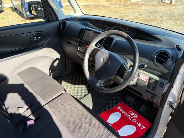 タント カスタムＸ　スマートキー　パワースライドドア　ナビ　フルセグＴＶ　Ｂｌｕｅｔｏｏｔｈ対応　ＨＩＤライト（10枚目）