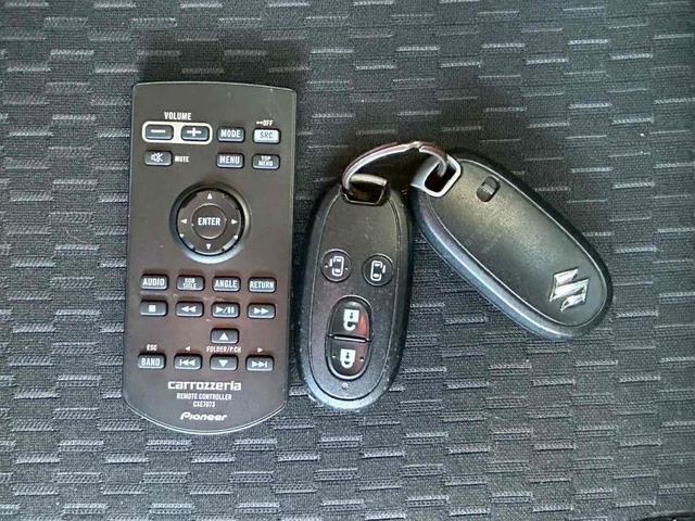 スペーシアカスタム TS ETC 両側電動スライドドア オートライト HID スマートキー アイドリングストップ 電動格納ミラー ベンチシート CVT 盗難防止システム ABS CD USB Bluetooth アルミホイール(47枚目)