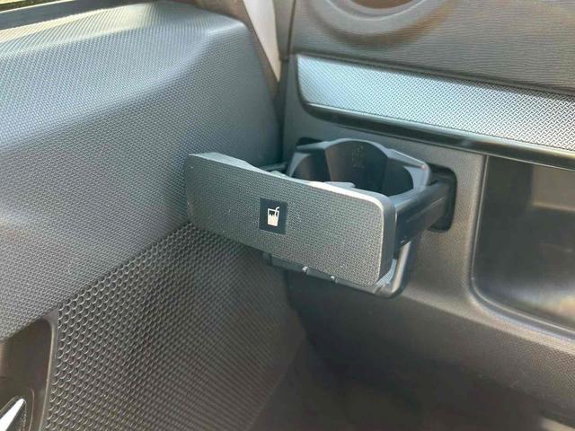 ムーヴ カスタム　Ｘリミテッド　ＥＴＣ　バックカメラ　ナビ　ＴＶ　オートライト　スマートキー　アイドリングストップ　電動格納ミラー　ベンチシート　ＣＶＴ　盗難防止システム　ＡＢＳ　ＣＤ　ＵＳＢ　ミュージックプレイヤー接続可（35枚目）