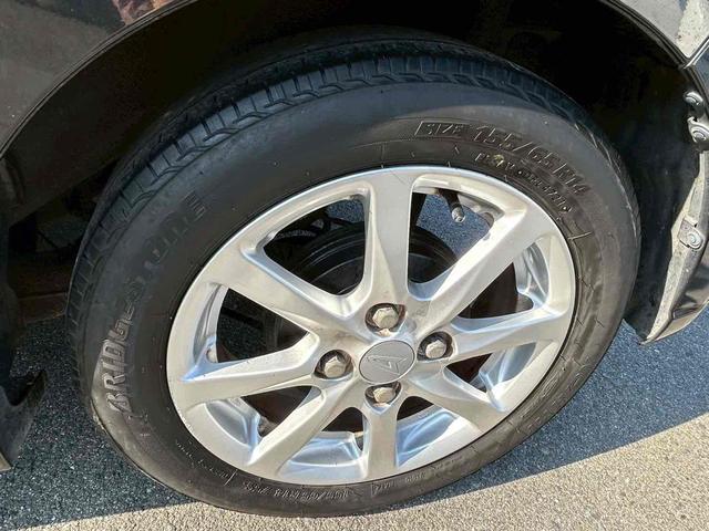 ムーヴ カスタム　Ｘリミテッド　ＥＴＣ　バックカメラ　ナビ　ＴＶ　オートライト　スマートキー　アイドリングストップ　電動格納ミラー　ベンチシート　ＣＶＴ　盗難防止システム　ＡＢＳ　ＣＤ　ＵＳＢ　ミュージックプレイヤー接続可（45枚目）