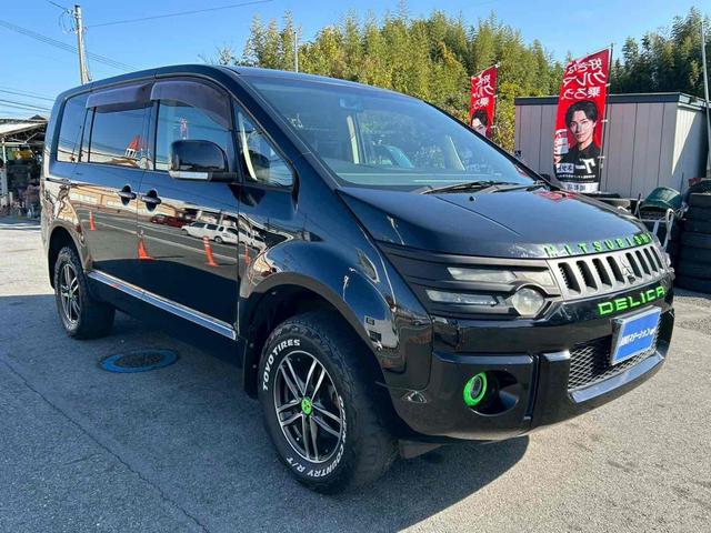 デリカD:5 G ナビパッケージ 4WD ETC バックカメラ サイドカメラ ナビ TV オートクルーズコントロール 両側スライド・片側電動 オートライト HID スマートキー 電動格納ミラー 後席モニター 3列シート フルフラット(14枚目)