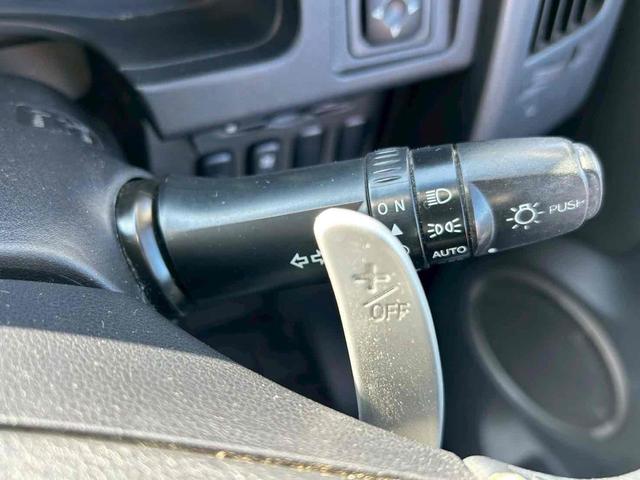 デリカD:5 G ナビパッケージ 4WD ETC バックカメラ サイドカメラ ナビ TV オートクルーズコントロール 両側スライド・片側電動 オートライト HID スマートキー 電動格納ミラー 後席モニター 3列シート フルフラット(35枚目)