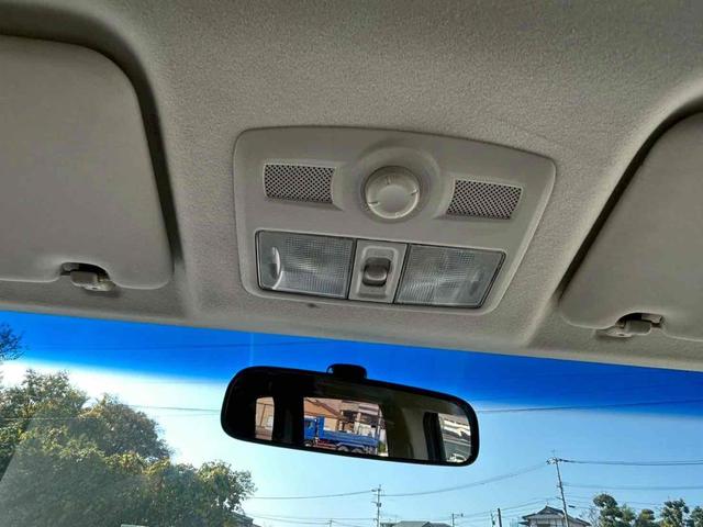 デリカD:5 G ナビパッケージ 4WD ETC バックカメラ サイドカメラ ナビ TV オートクルーズコントロール 両側スライド・片側電動 オートライト HID スマートキー 電動格納ミラー 後席モニター 3列シート フルフラット(38枚目)