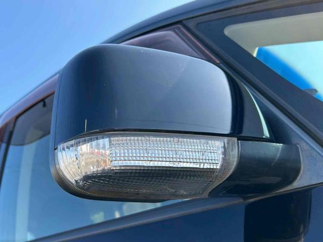 デリカD:5 G ナビパッケージ 4WD ETC バックカメラ サイドカメラ ナビ TV オートクルーズコントロール 両側スライド・片側電動 オートライト HID スマートキー 電動格納ミラー 後席モニター 3列シート フルフラット(50枚目)