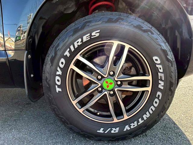 デリカD:5 G ナビパッケージ 4WD ETC バックカメラ サイドカメラ ナビ TV オートクルーズコントロール 両側スライド・片側電動 オートライト HID スマートキー 電動格納ミラー 後席モニター 3列シート フルフラット(53枚目)