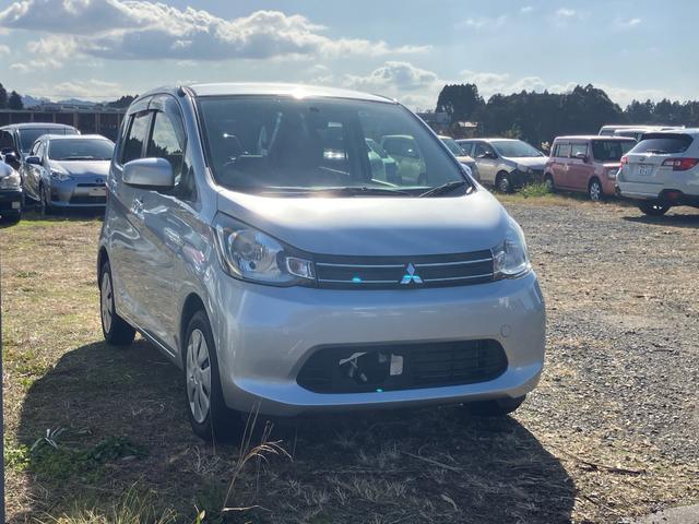 ｅＫワゴン Ｍ　キーレスエントリー　電動格納ミラー　アイドリングストップ　衝突安全ボディ　ベンチシート　エアコン　パワステ　パワーウィンドウ　ヘッドライトレベライザー（7枚目）