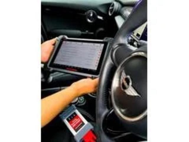 ＭＩＮＩ クーパー　ＭＩＮＩ　ドライビングモード　１．５Ｌツインターボ　５ドア　オートライト　スマートキー　プッシュスタート　ＴＶ　Ｂｌｕｅｔｏｏｔｈ　ＥＴＣ（11枚目）