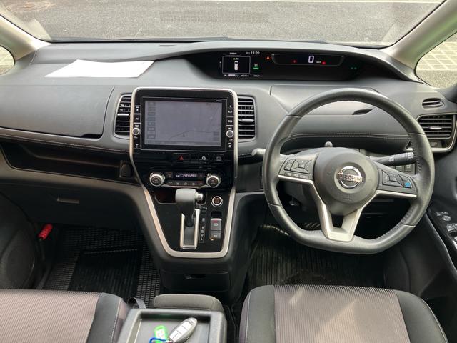 セレナ ハイウェイスター エマージェンシーブレーキ クルーズコントロール 8人乗り ナビTV アラウンドビューモニター DVD ブルーレイ Bluetooth フリップダウンモニター ドラレコ ETC オートLEDヘッドライト(12枚目)