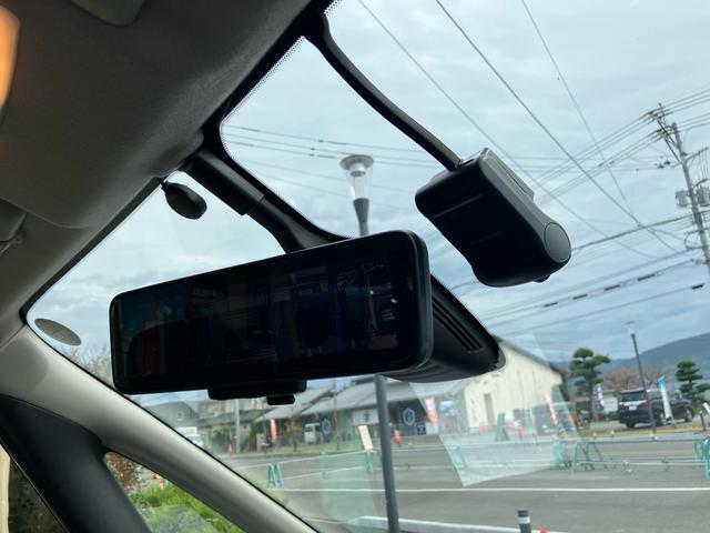 セレナ ハイウェイスター エマージェンシーブレーキ クルーズコントロール 8人乗り ナビTV アラウンドビューモニター DVD ブルーレイ Bluetooth フリップダウンモニター ドラレコ ETC オートLEDヘッドライト(40枚目)