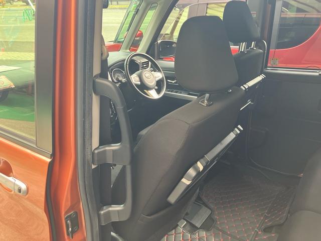 トール カスタムG リミテッド SAIII スマートアシスト 衝突被害軽減ブレーキ ウォークスルーシート 両側パワースライドドア ナビTV アラウンドビューモニター Bluetooth DVD ETC クルーズコントロール シートヒーター(18枚目)