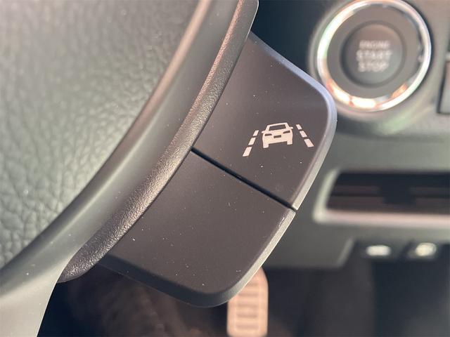 フロンクス ベースグレード　全周囲カメラ　クリアランスソナー　オートクルーズコントロール　レーンアシスト　衝突被害軽減システム　ナビ　ＴＶ　オートライト　ＬＥＤヘッドランプ　アルミホイール　スマートキー　アイドリングストップ（50枚目）