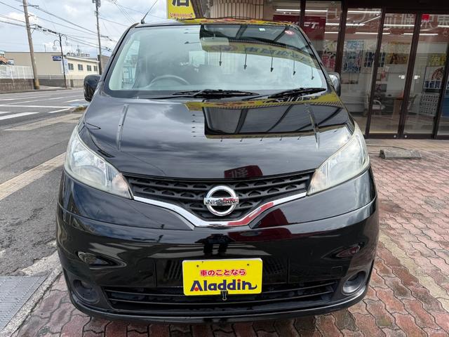 ＮＶ２００バネットワゴン １６Ｘ－３Ｒ　７人乗り／純正ナビ／フルセグＤＴＶ／バックカメラ／後席モニター（2枚目）
