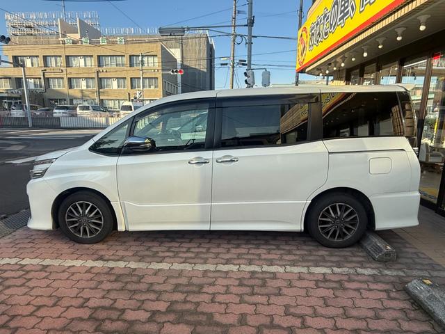 ヴォクシー ＺＳ　煌（7枚目）