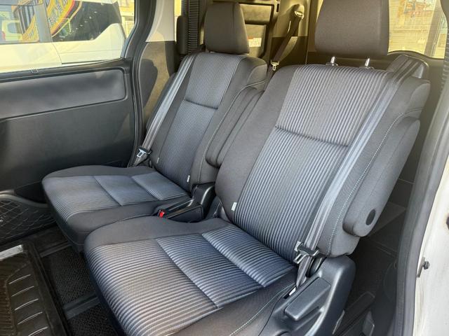 ヴォクシー ＺＳ　煌（13枚目）